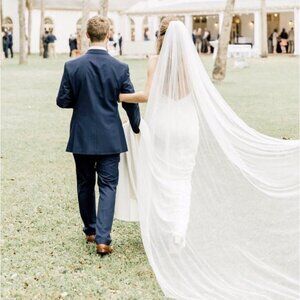 Ivory Soft, Cathedral Veil 80" long x 58" wide BRAND NEW